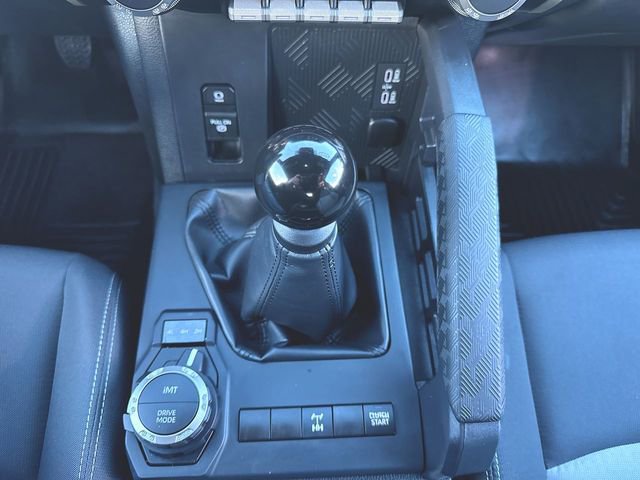 Used 2025 Toyota Tacoma TRD Off-Road image 15