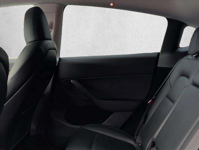 Used 2023 Tesla Model Y Long Range image 17