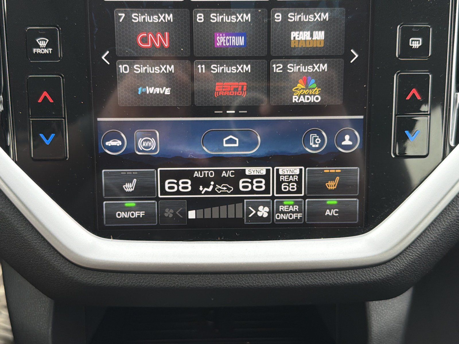 Used 2025 Subaru Ascent Limited w/ Popular Package #2 AWD/4WD image 19