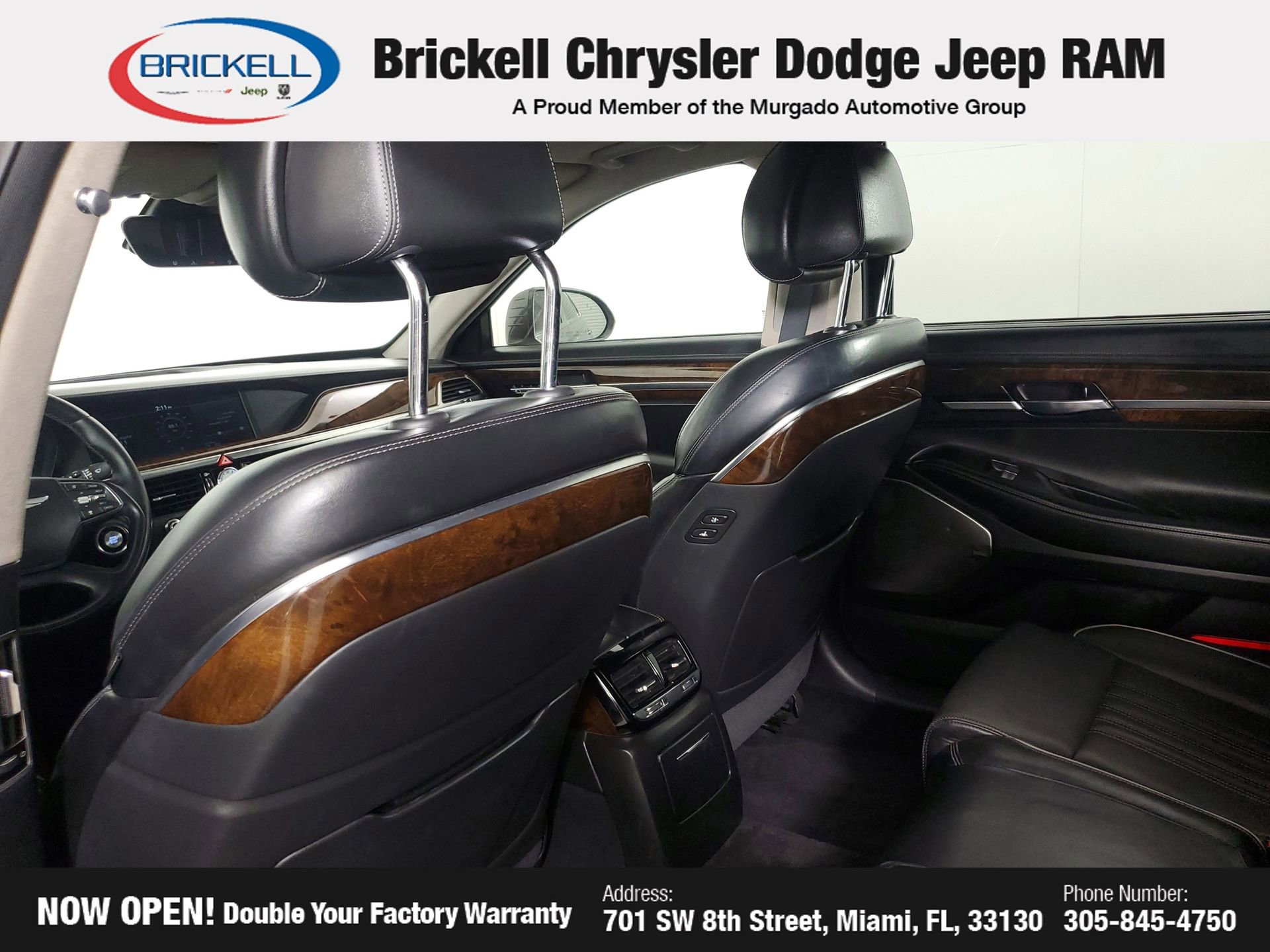 Used 2017 Genesis G90 3.3T Premium RWD image 52
