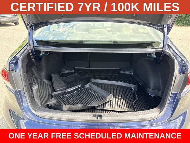 Used 2025 Toyota Corolla LE w/ LE Premium Package FWD image 12