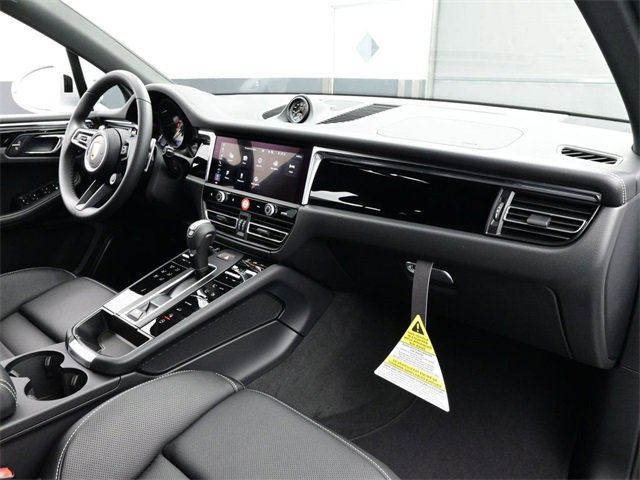 New 2026 Porsche Macan S image 19