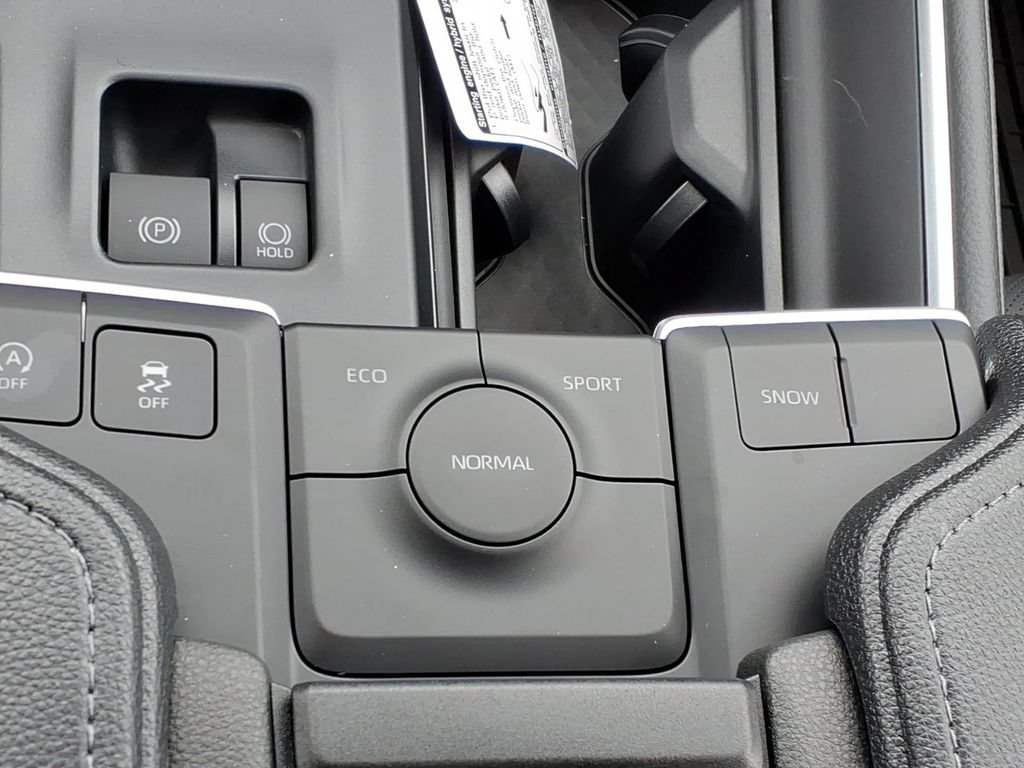 New 2026 Toyota Grand Highlander FWD image 16