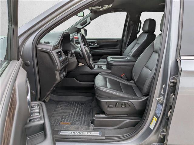 Used 2022 Chevrolet Suburban LT AWD/4WD image 17