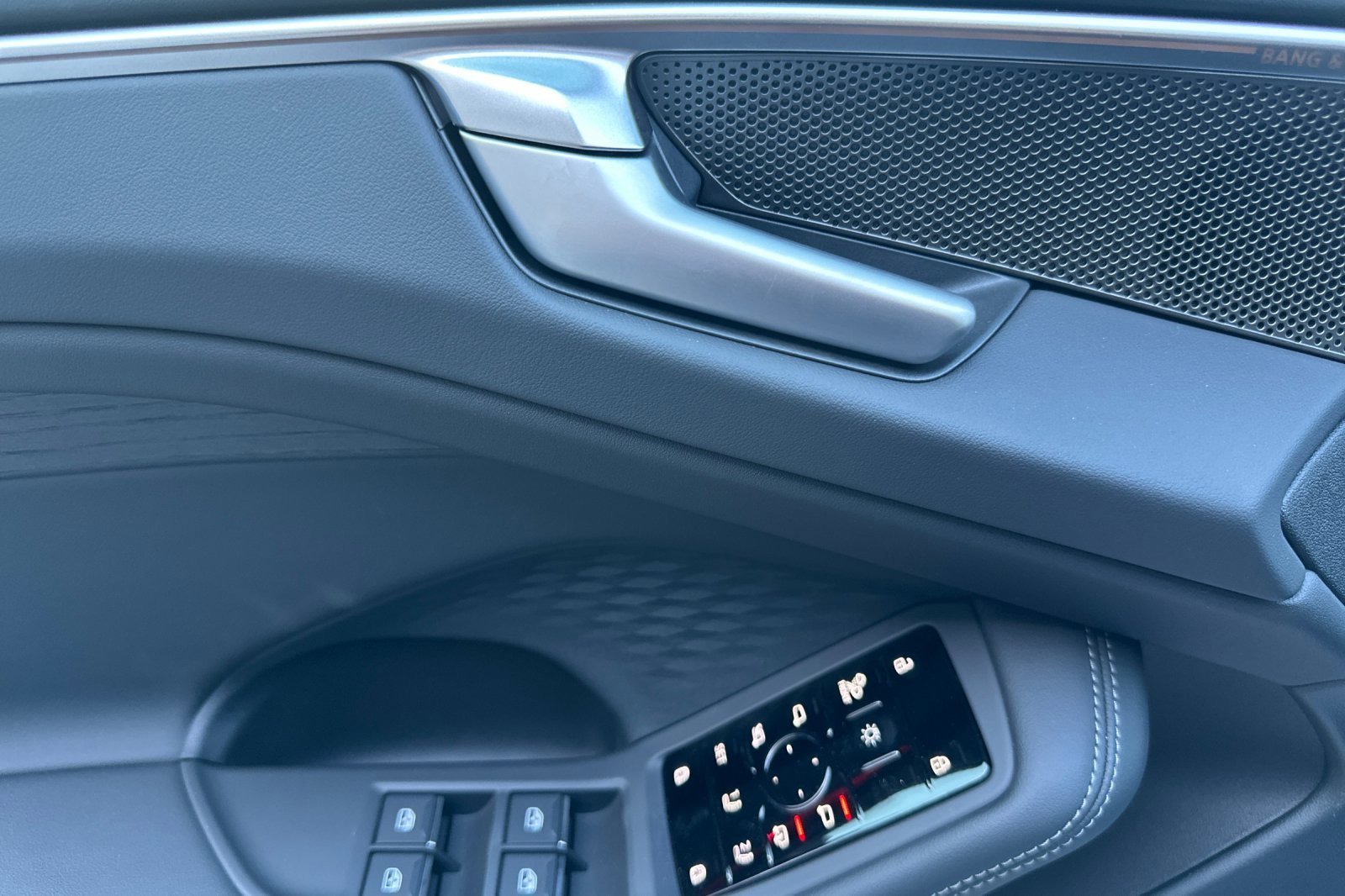 New 2026 Audi A6 Premium Plus AWD/4WD image 10