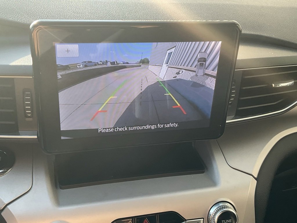 Used 2023 Ford Explorer XLT w/ Equipment Group 202A image 26