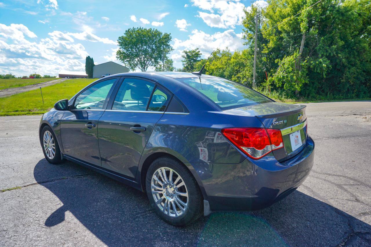 Used 2013 Chevrolet Cruze Eco FWD image 5