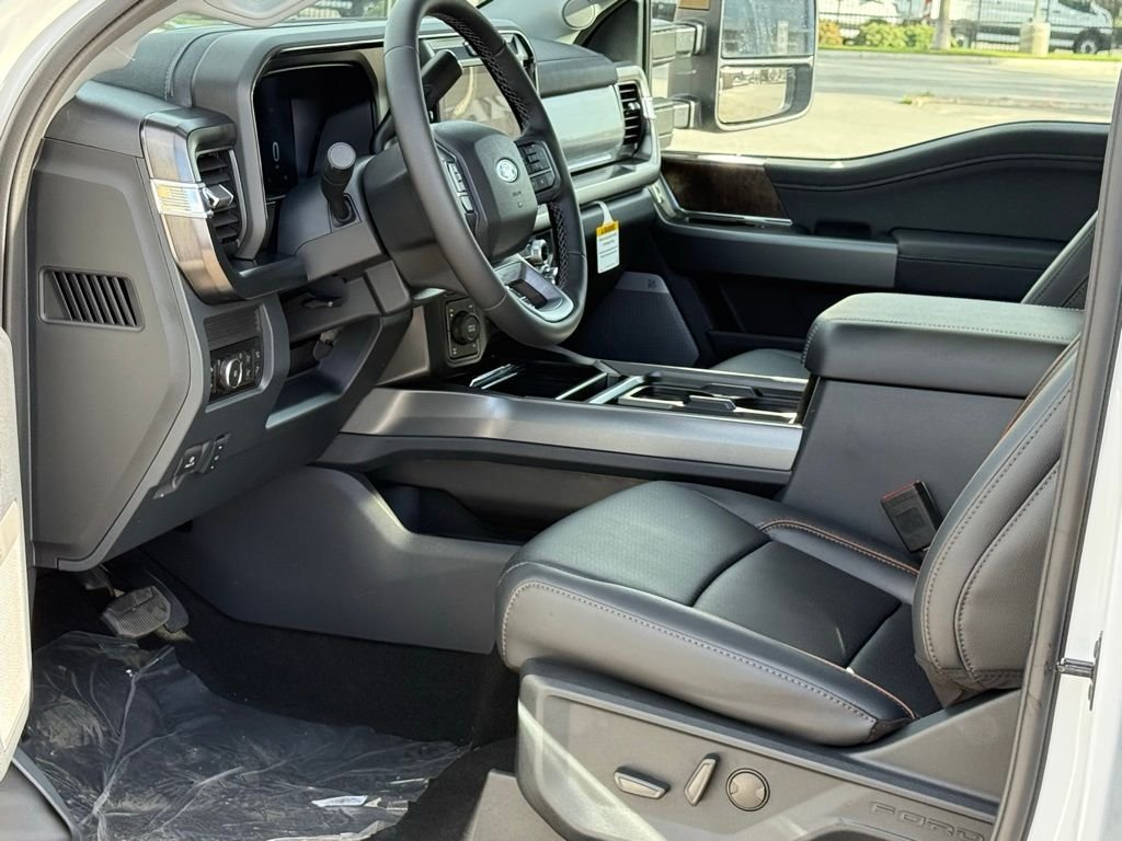 New 2026 Ford F350 Lariat w/ Black Appearance Package AWD/4WD image 5