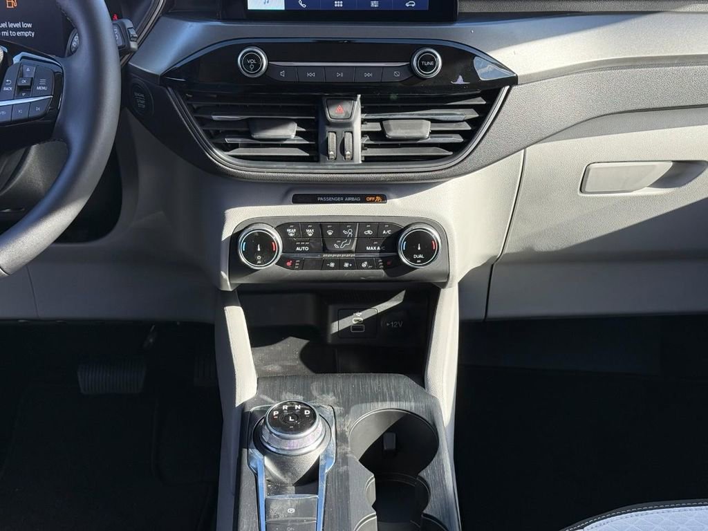 New 2026 Ford Escape Active w/ Cold Weather Package image 9