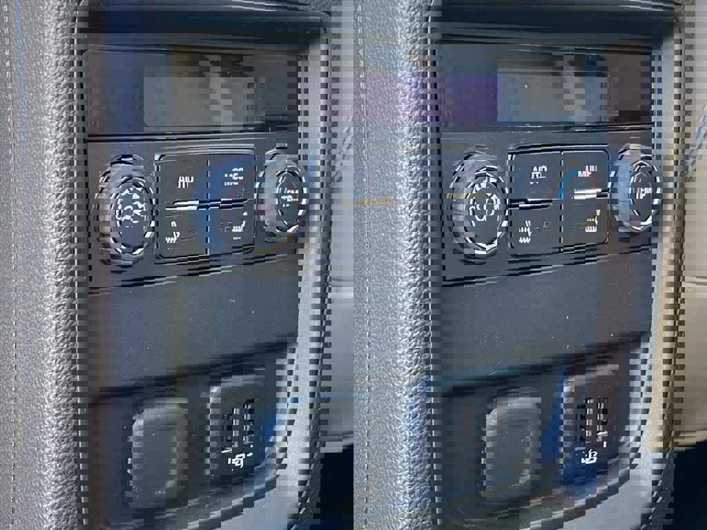 Used 2017 Buick Envision Essence image 22