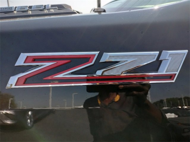 Used 2024 Chevrolet Silverado 2500 Custom w/ Custom Value Package image 15