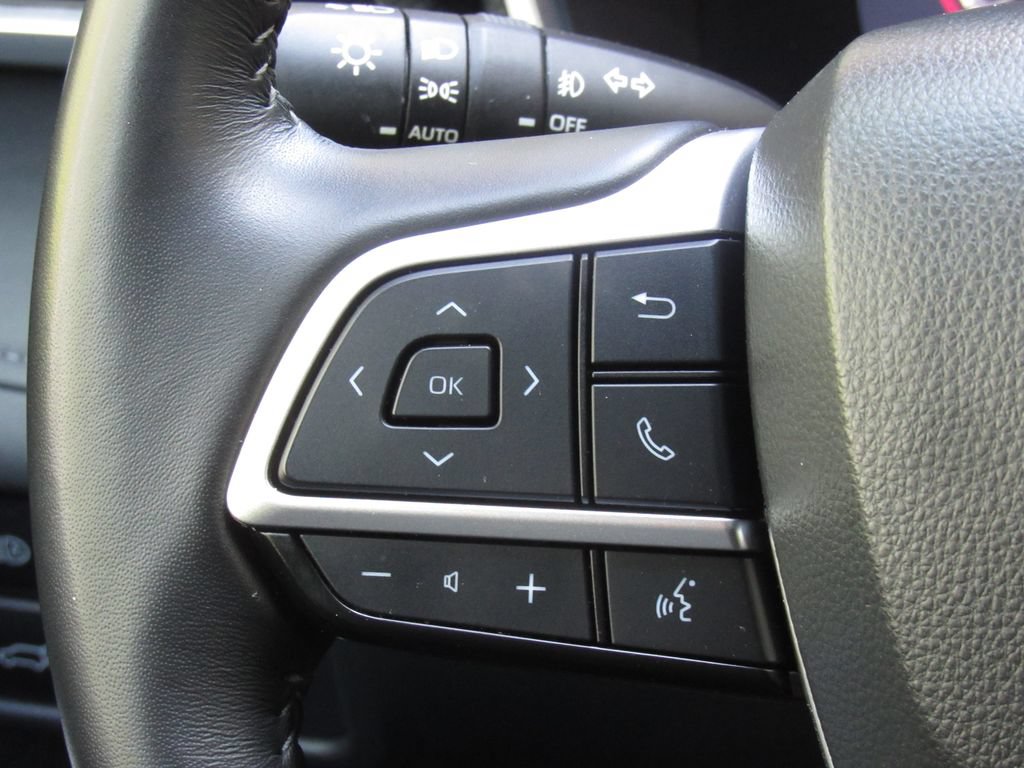 Certified 2025 Toyota Highlander XSE AWD/4WD image 27
