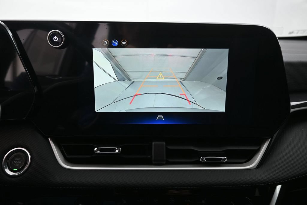 Used 2026 Chevrolet Equinox LT w/ Convenience Package II AWD/4WD image 11