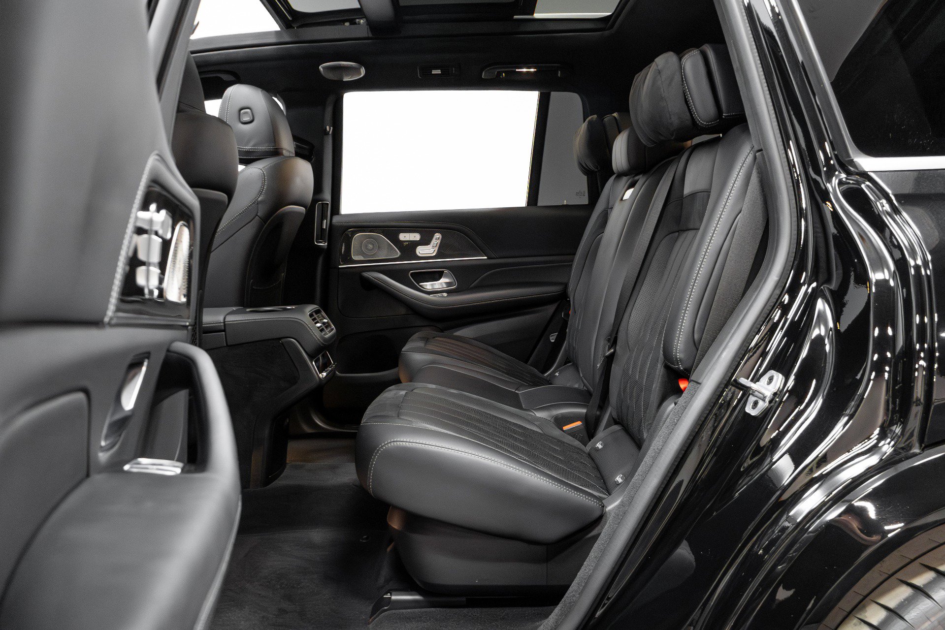 Used 2022 Mercedes-Benz GLS 63 AMG 4MATIC image 38