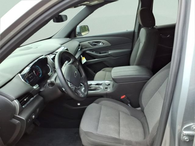 Used 2023 Chevrolet Traverse LT w/ Midnight/Sport Edition AWD/4WD image 11