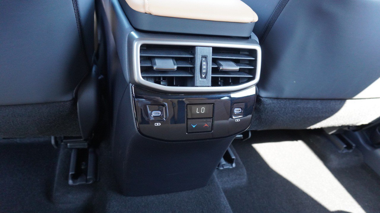 Certified 2025 Lexus RX 350 Premium Plus w/ Accessory Package (Z1) FWD image 33