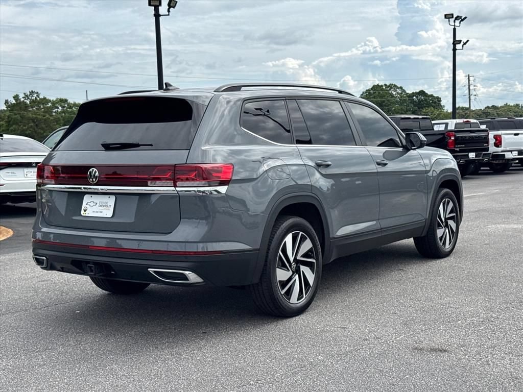 Used 2025 Volkswagen Atlas SE FWD image 3