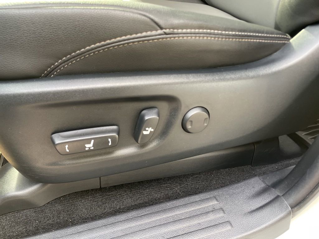 Used 2023 Toyota 4Runner SR5 Premium w/ Moonroof Package image 31