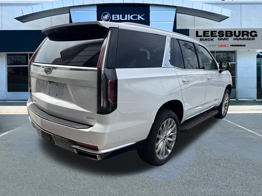 Used 2024 Cadillac Escalade Premium Luxury AWD/4WD image 7
