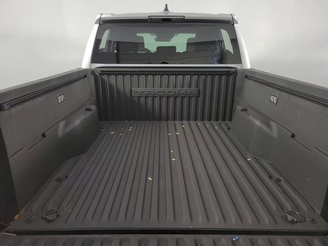 Used 2024 Toyota Tacoma TRD Sport AWD/4WD image 26