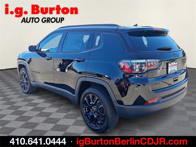 New 2026 Jeep Compass Latitude image 3