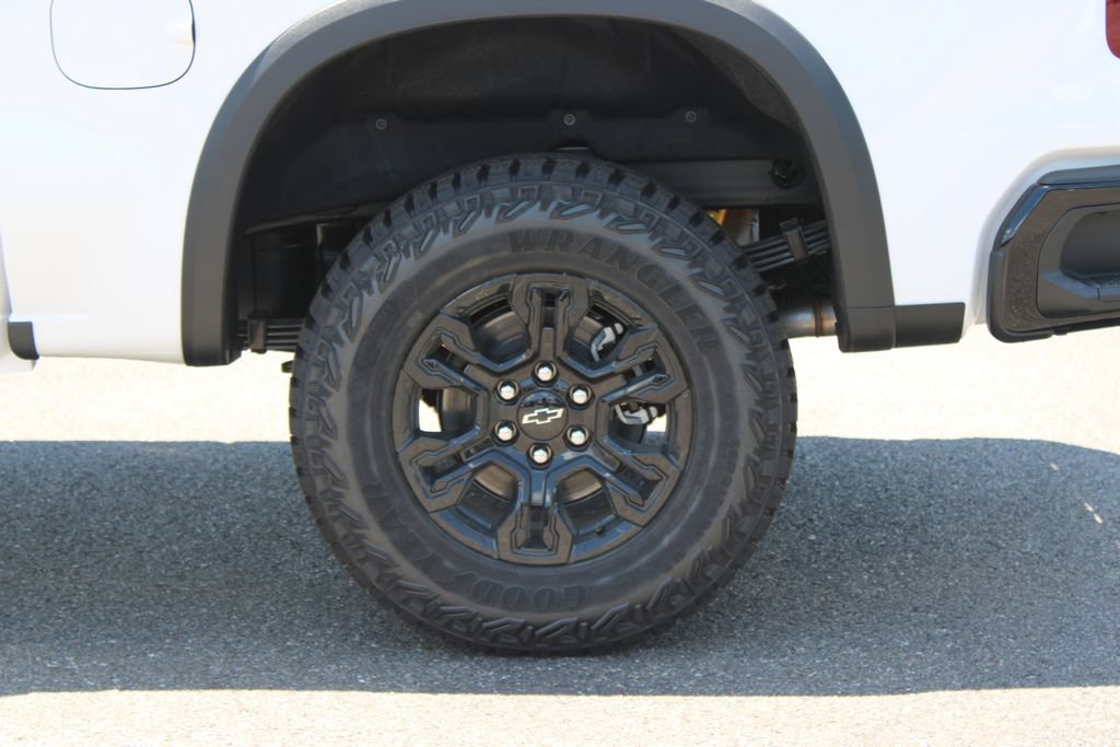 New 2026 Chevrolet Silverado 1500 ZR2 AWD/4WD image 19