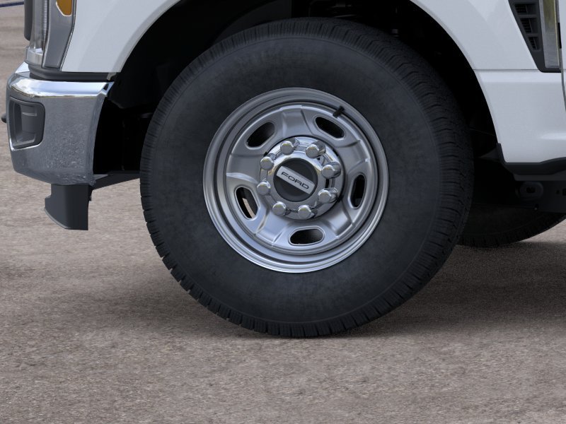 New 2026 Ford F250 XL w/ XL Chrome Package RWD image 47