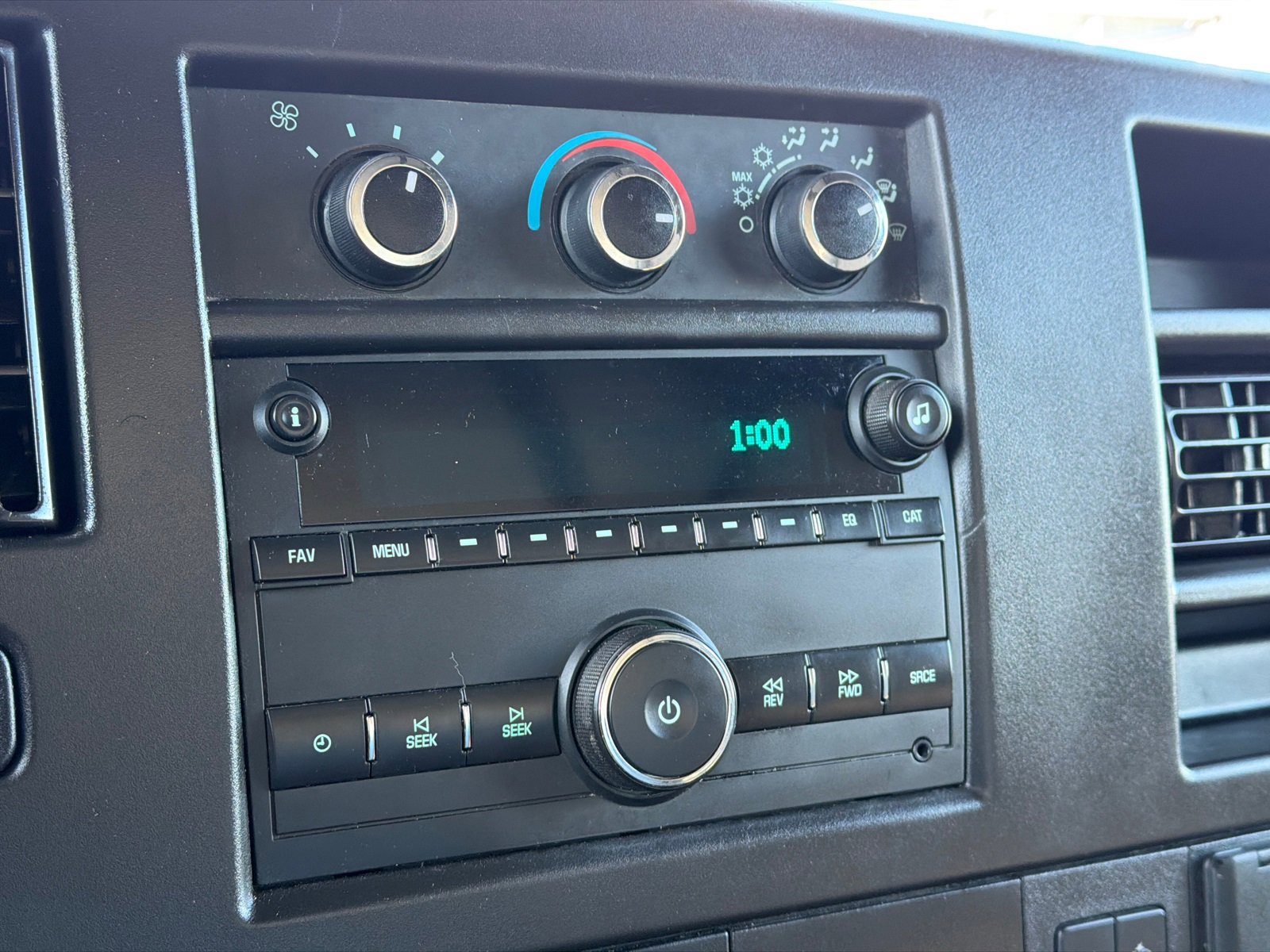 Used 2021 Chevrolet Express 3500 Work Van w/ Power Convenience Package image 23