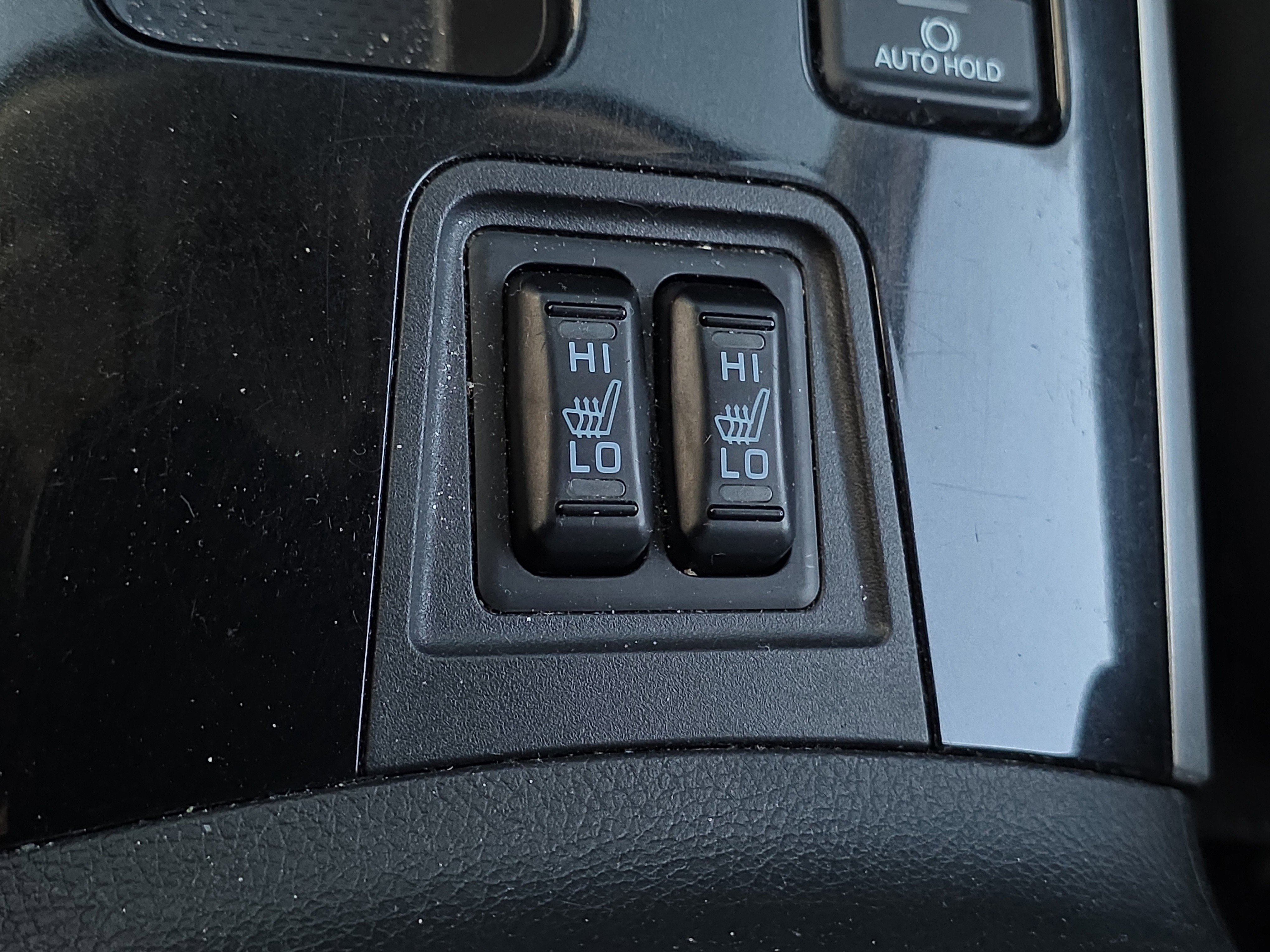 Used 2020 Mitsubishi Outlander LE image 21