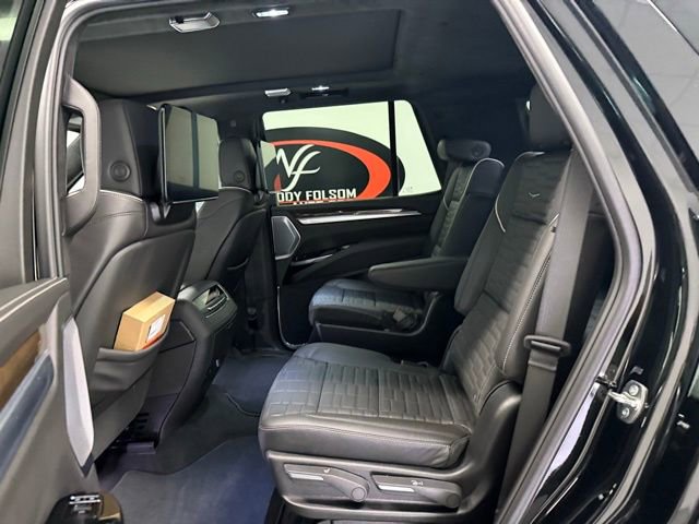 Used 2026 Cadillac Escalade Platinum Sport w/ LPO, ONYX Package image 14