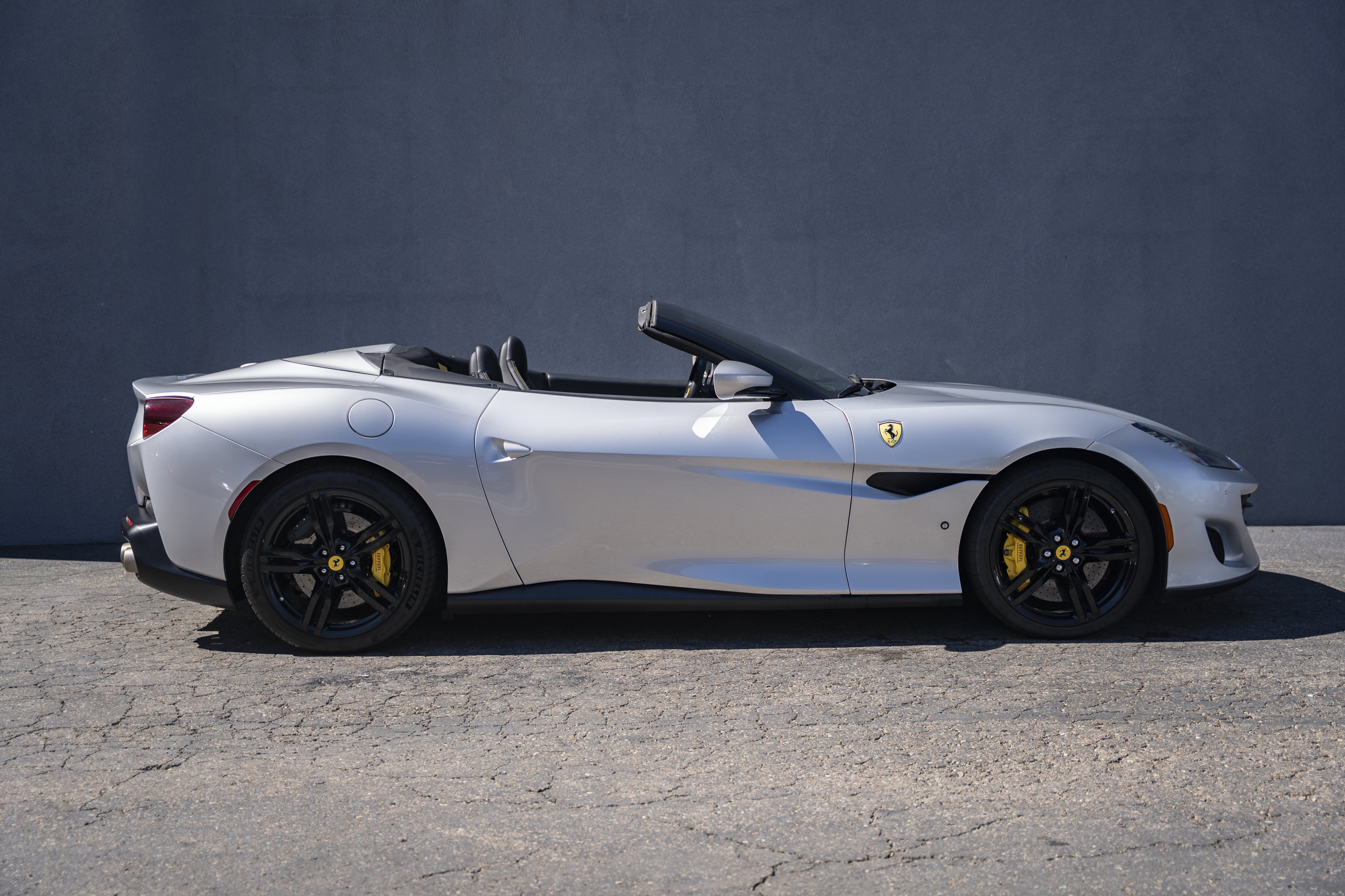 Certified 2019 Ferrari Portofino image 6