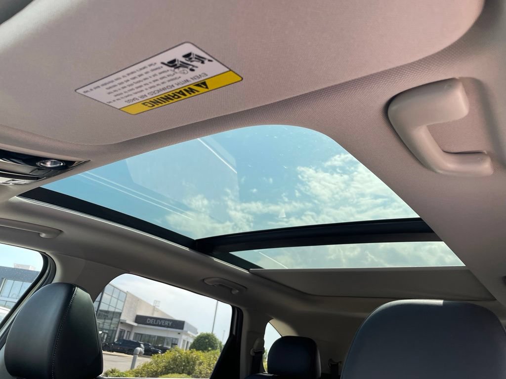 New 2026 Kia Sorento S w/ S Panoramic Sunroof Package FWD image 25