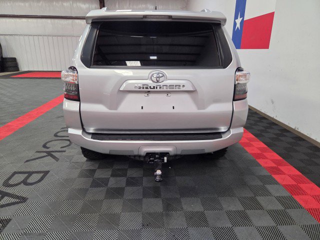 Used 2017 Toyota 4Runner SR5 image 13