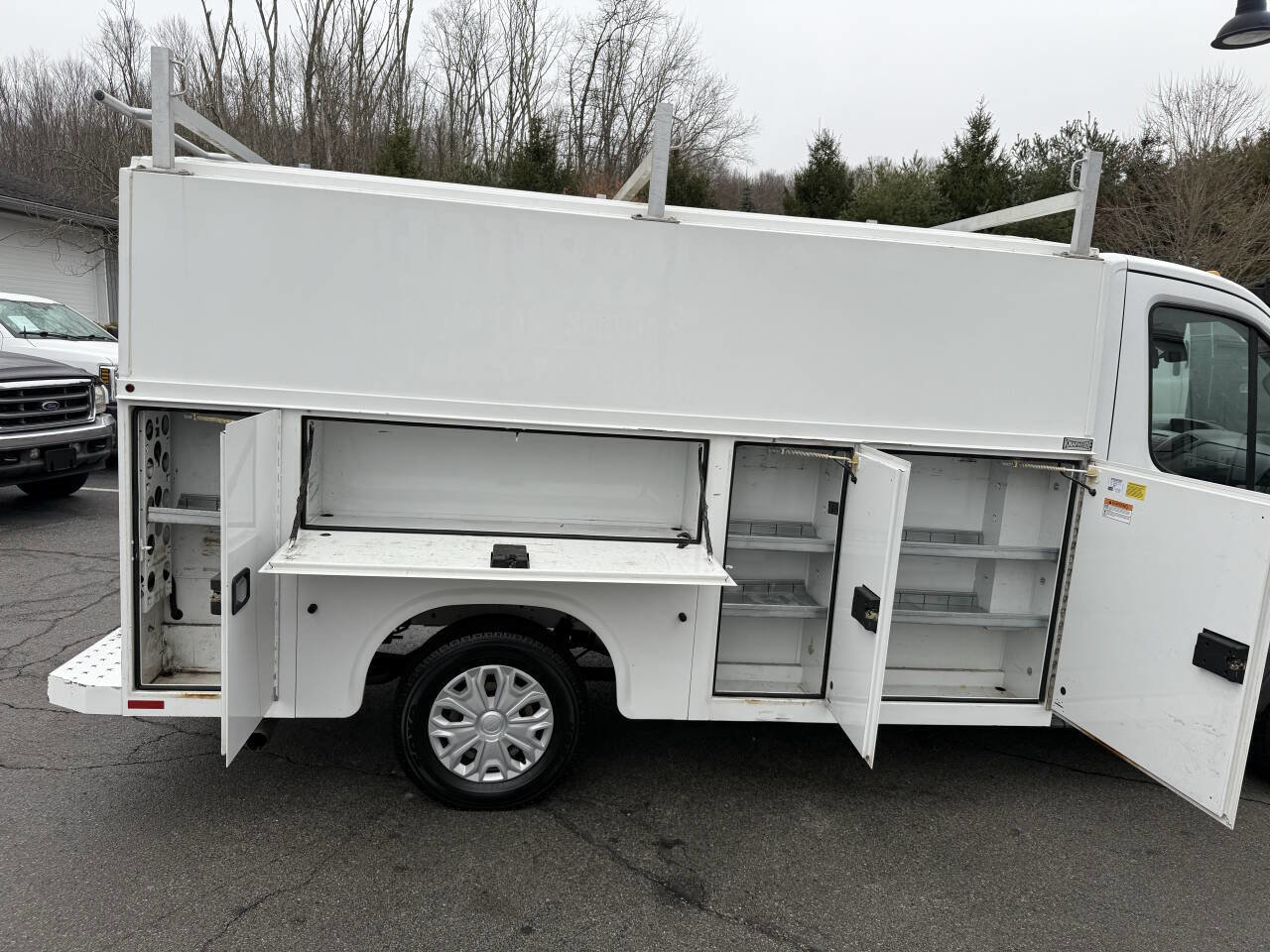 Used 2018 Ford Transit 350 138 w/ Interior Upgrade Package image 16