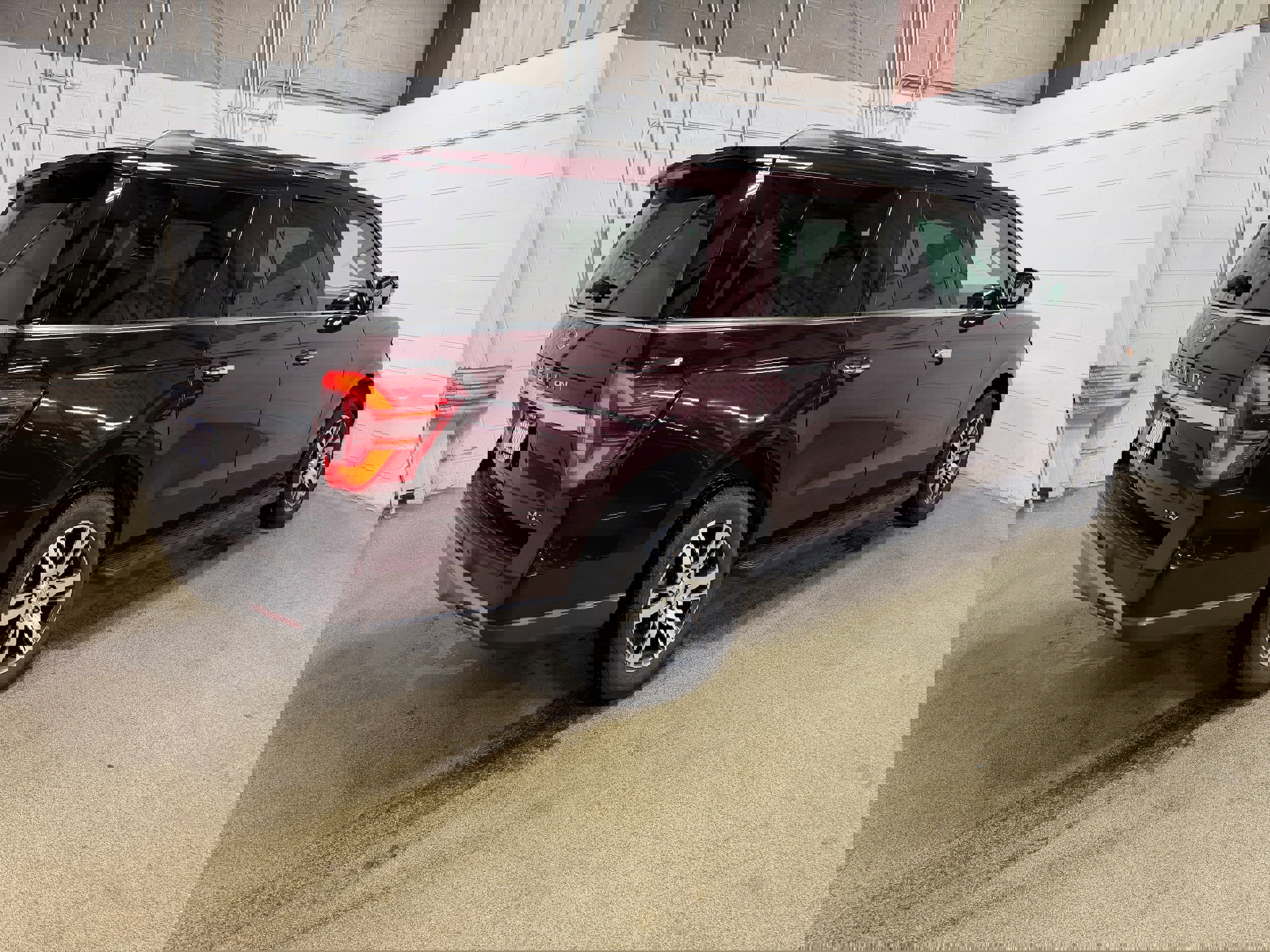 Certified 2024 Ford Expedition Max Limited image 8