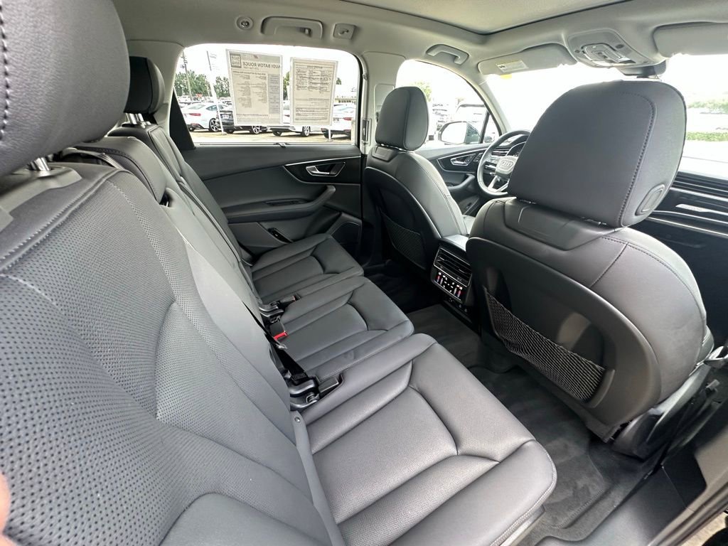 Used 2024 Audi Q7 2.0T Premium Plus w/ Premium Plus Package AWD/4WD image 9