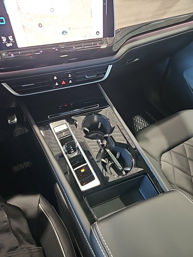 New 2026 Volkswagen Atlas SEL Premium R-Line image 35