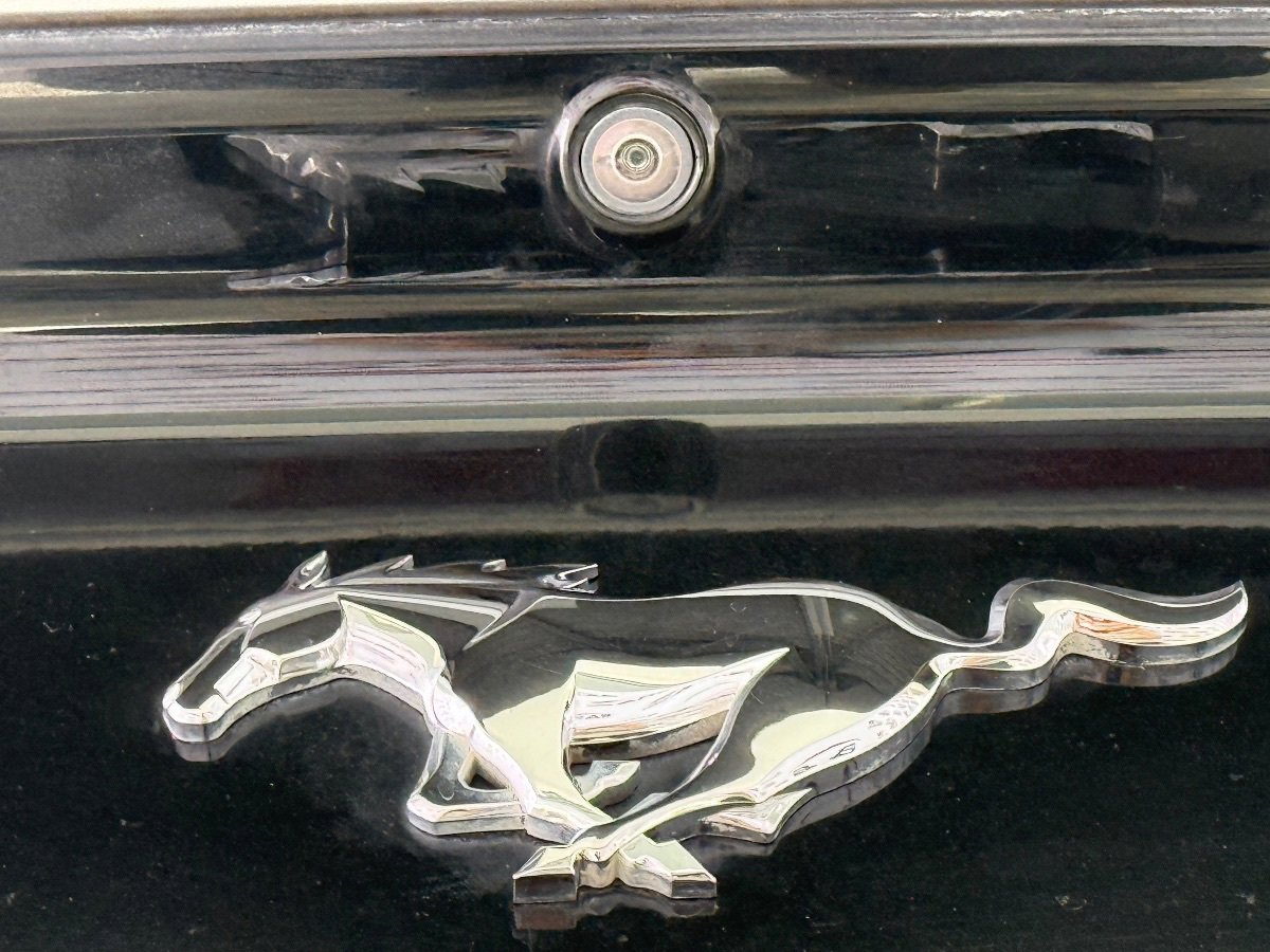 Used 2020 Ford Mustang Premium RWD image 10