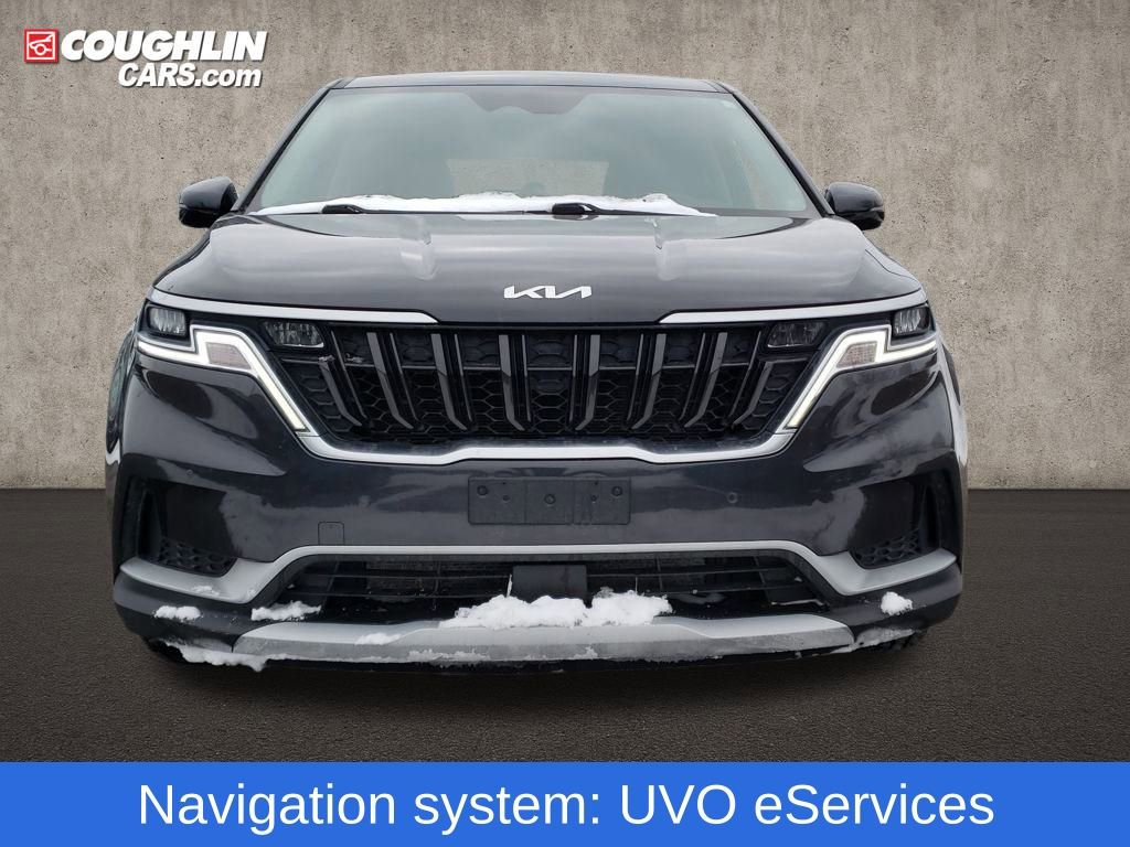 Used 2022 Kia Carnival EX FWD image 3