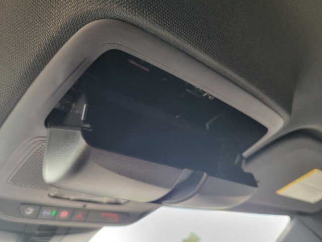 Used 2026 Buick Enclave Preferred FWD image 25