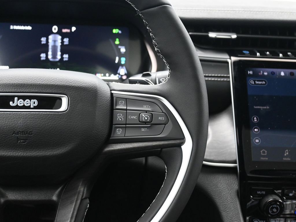 New 2024 Jeep Grand Cherokee Limited 4xe image 27