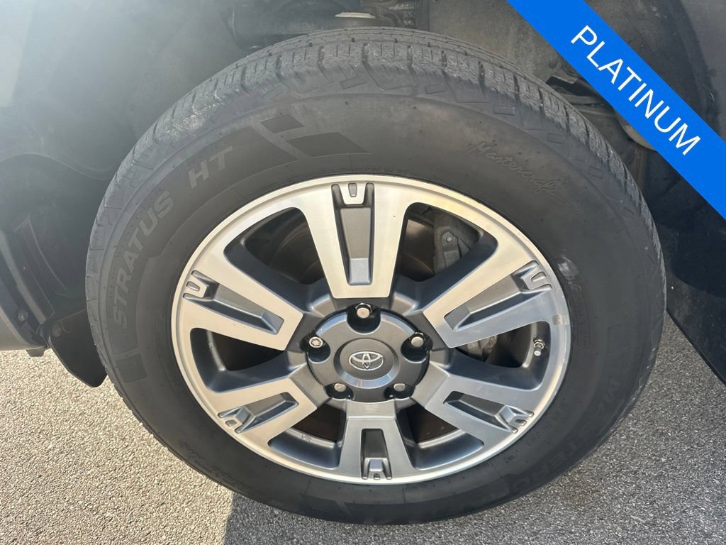 Used 2019 Toyota Tundra Platinum AWD/4WD image 31