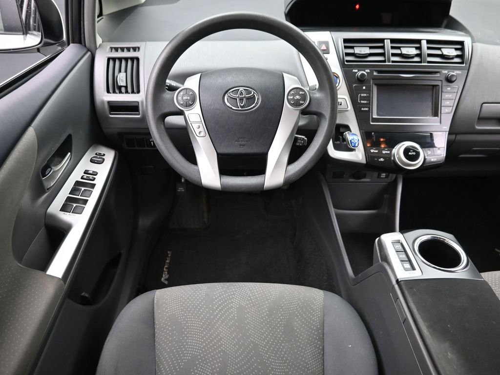 Used 2014 Toyota Prius V Two image 11