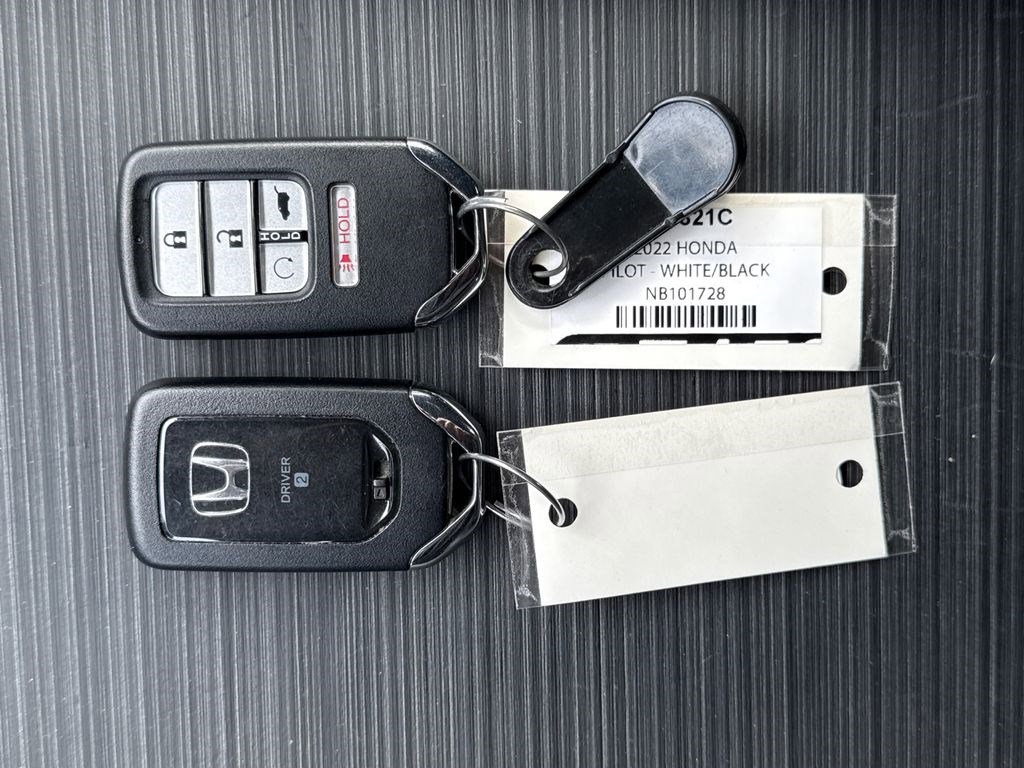 Certified 2022 Honda Pilot TrailSport image 4