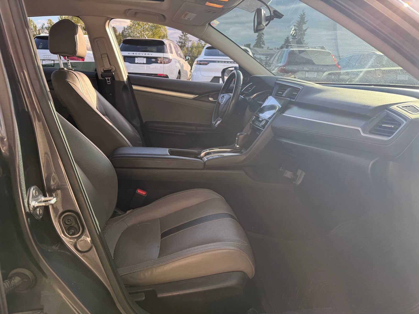 Used 2018 Honda Civic EX-L image 22