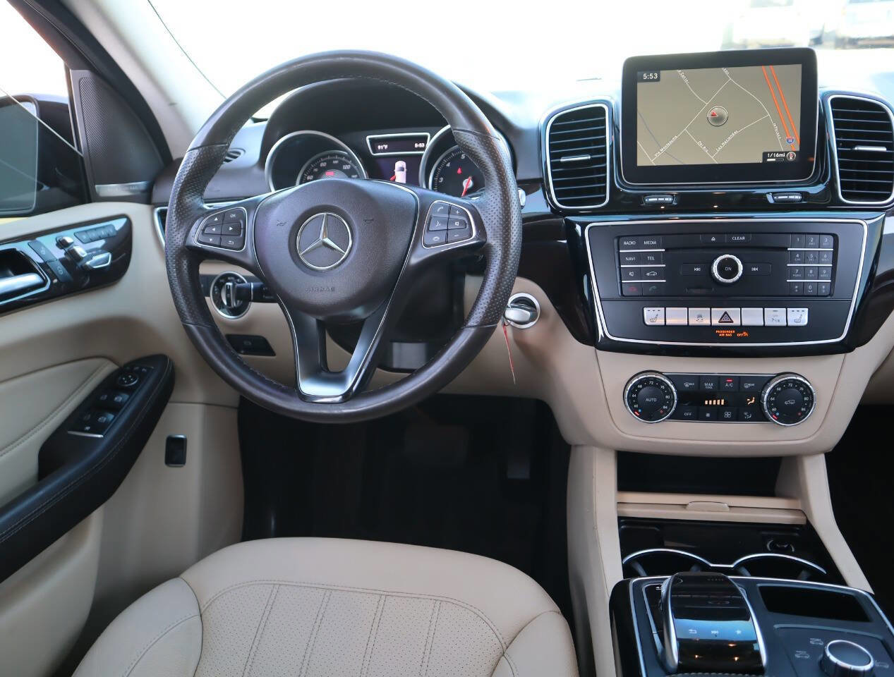 Used 2018 Mercedes-Benz GLE 350 image 30