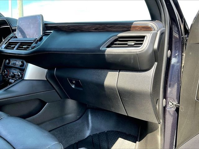 Used 2023 Chevrolet Suburban Z71 w/ Z71 Off-Road Package AWD/4WD image 13