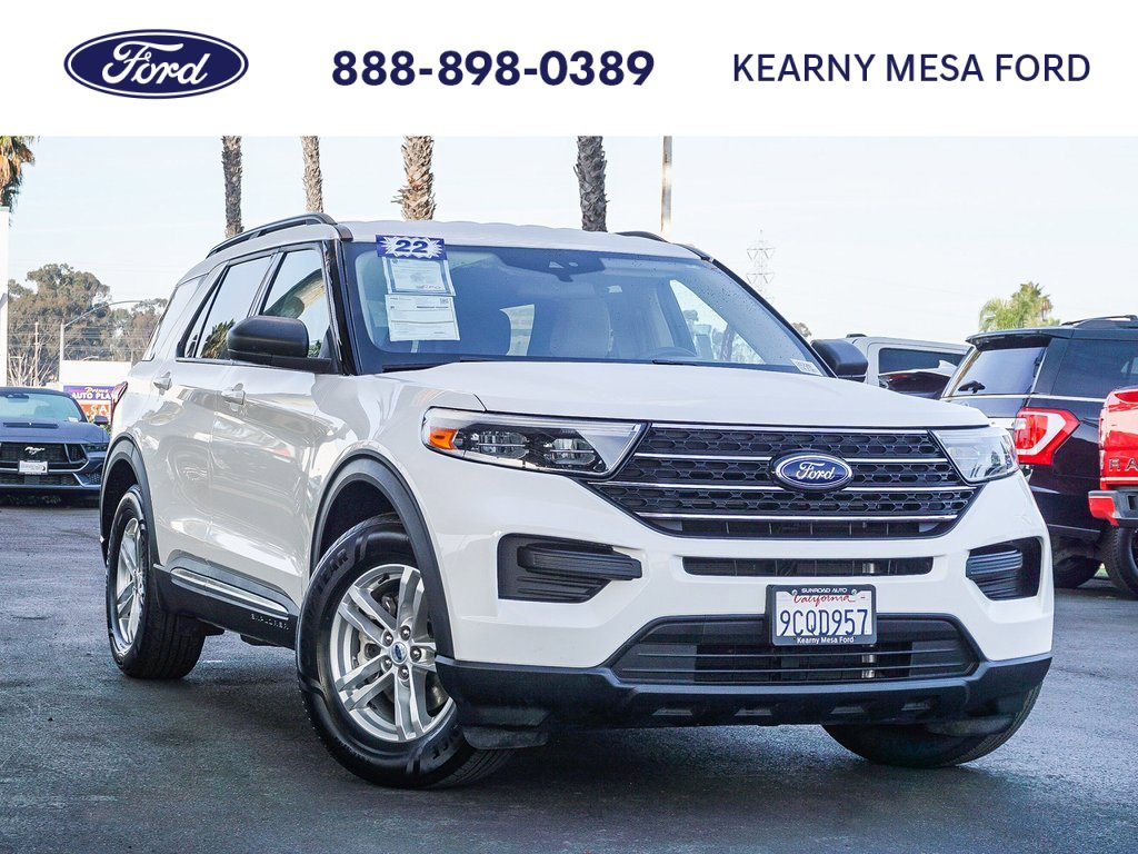 Certified 2022 Ford Explorer XLT image 1