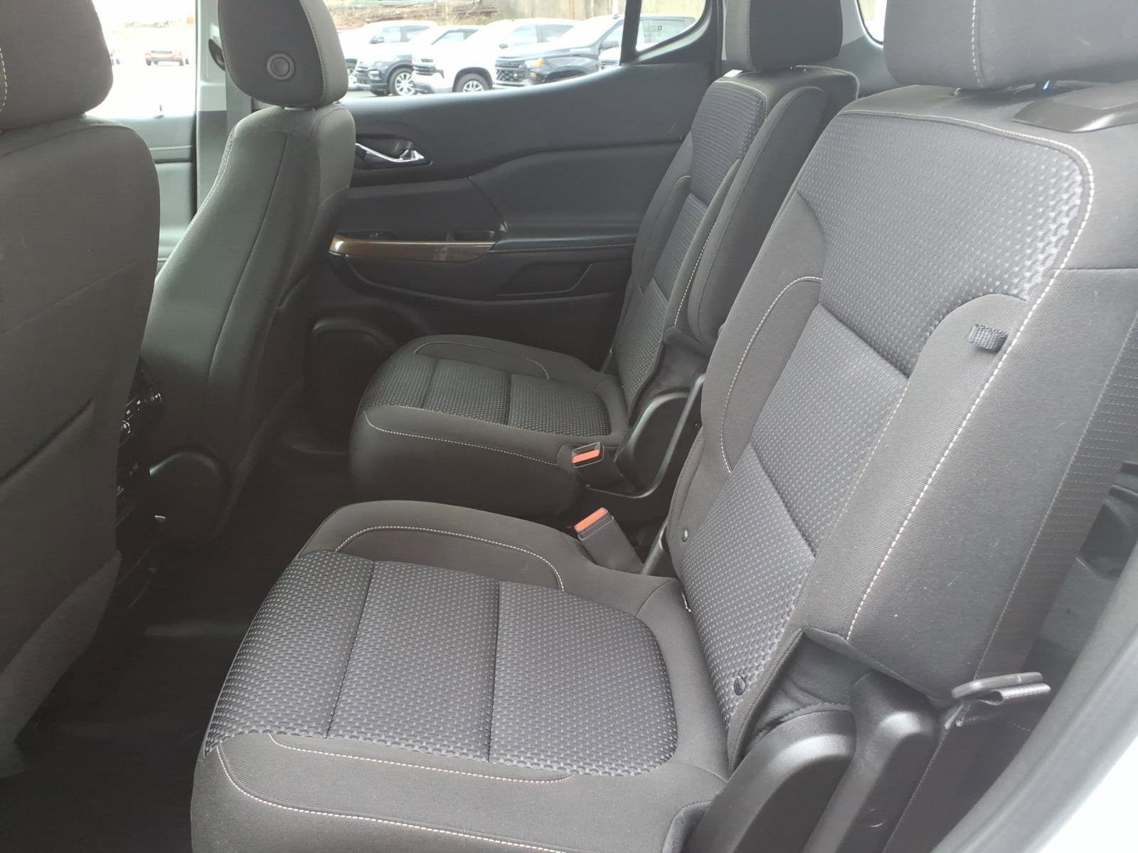 Certified 2023 GMC Acadia SLE w/ Driver Convenience Package AWD/4WD image 10