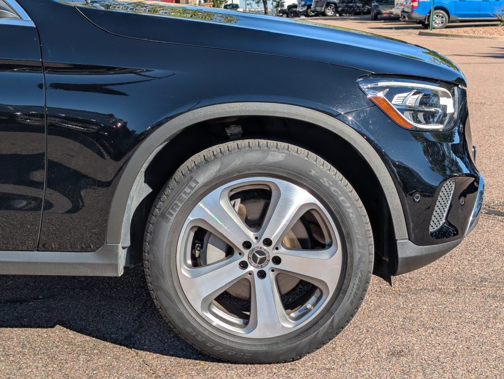 Used 2022 Mercedes-Benz GLC 300 4MATIC image 9